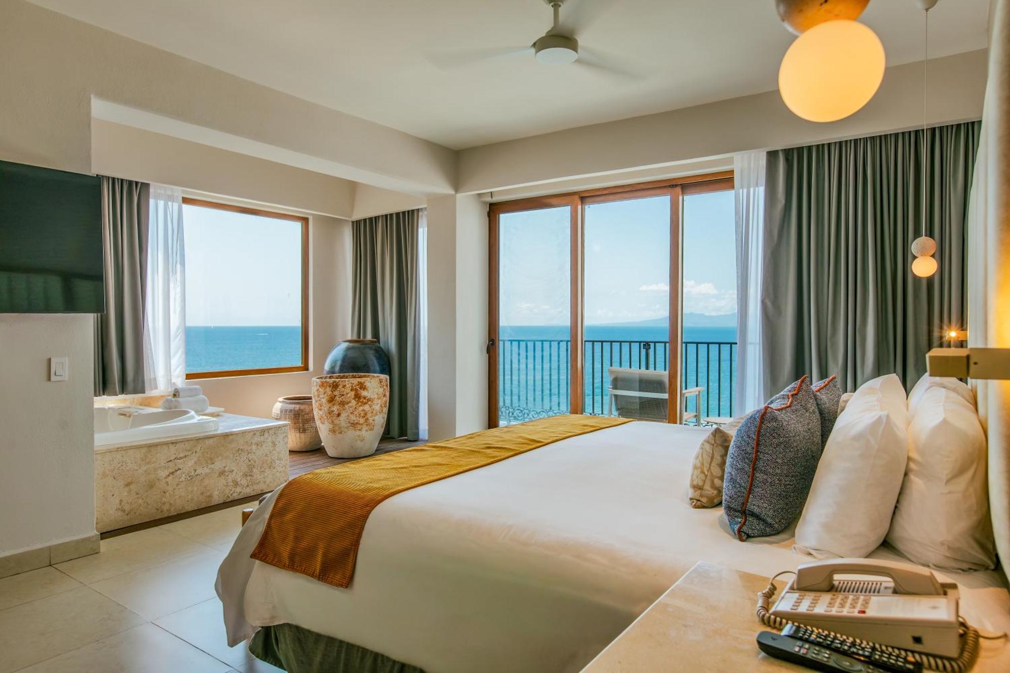 Grand Almar Jacuzzi Terrace Full Ocean View
