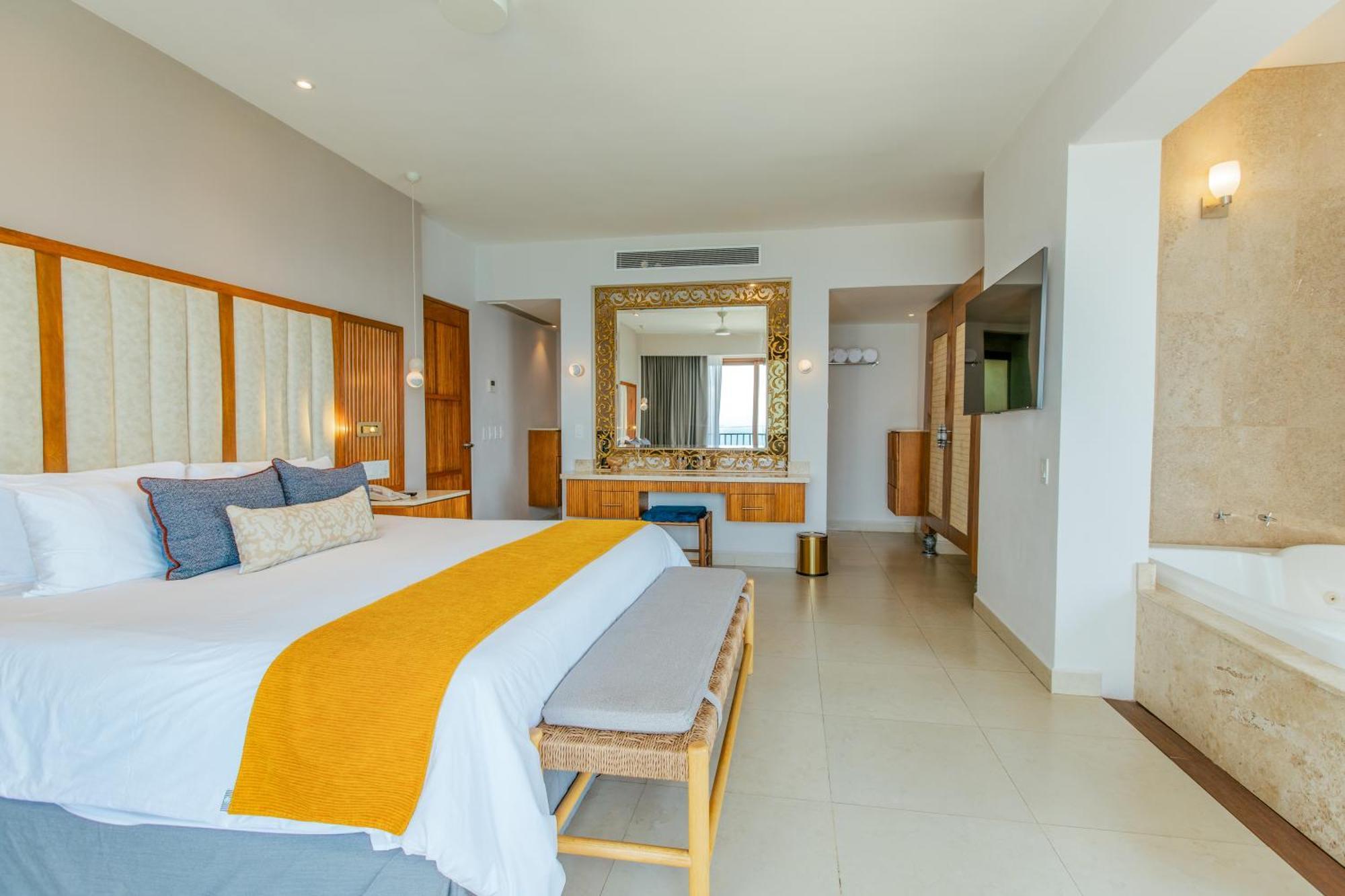 Grand Almar Jacuzzi Terrace Full Ocean View