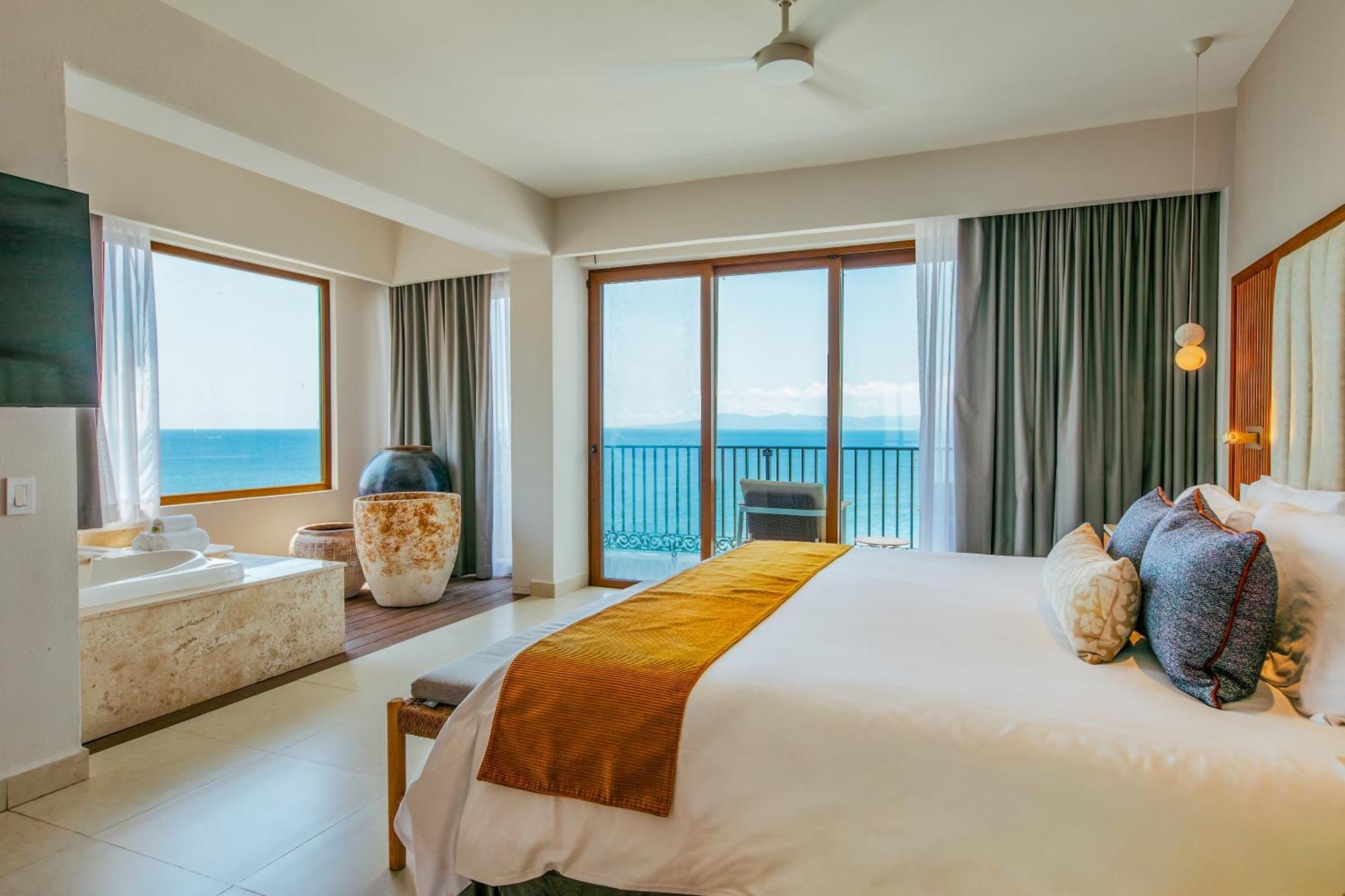 Grand Almar Jacuzzi Terrace Full Ocean View